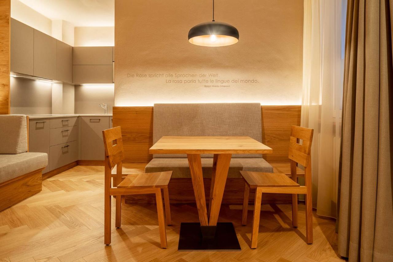 Ladurner Suites Merano Exterior foto