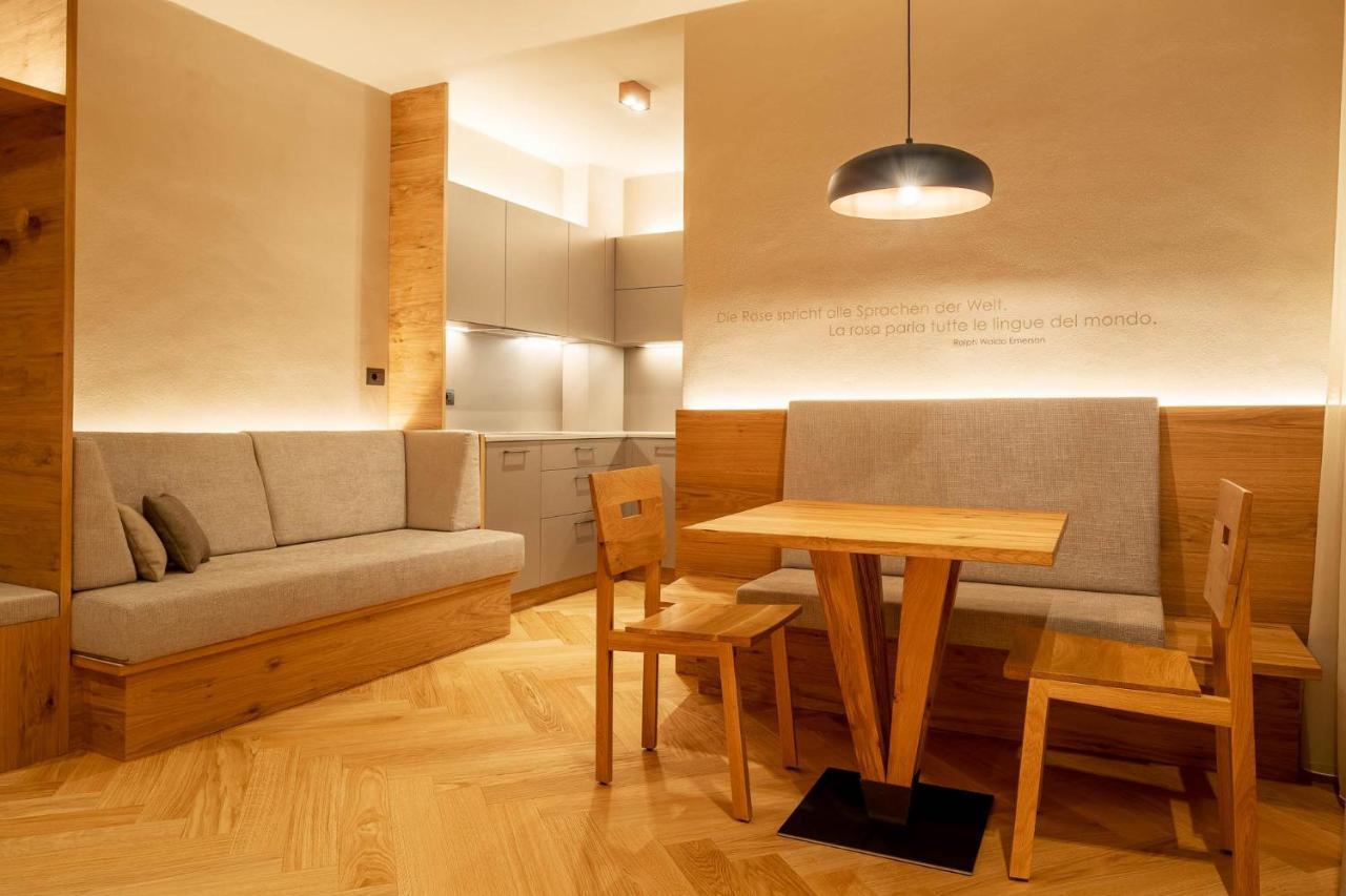 Ladurner Suites Merano Exterior foto